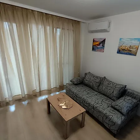 11 улица македония 33 Appartement